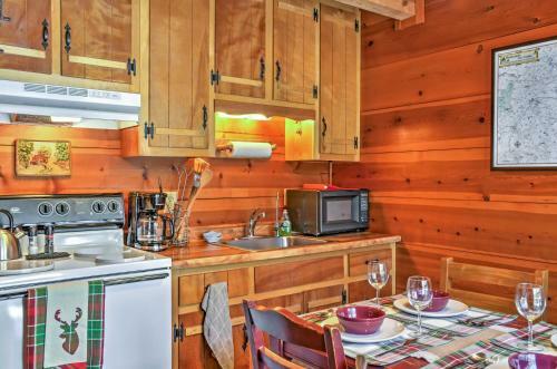 Sautee Nacoochee Mtn Paradise With Spacious Deck!