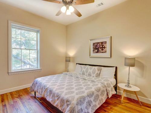 Heated Pool Access Flex Cancelation 3-unit Rental Perfectly In Historic District