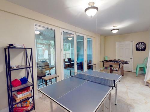 Heated Pool Access Flex Cancelation Walk To Beach, Ping Pong, & Foosball