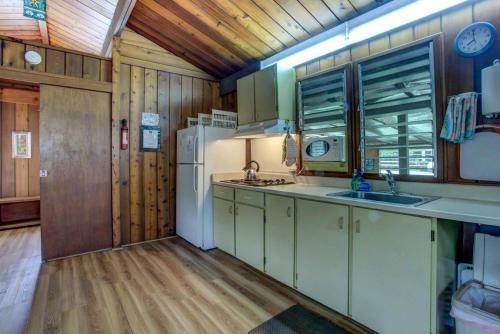 Chung Cottage Home