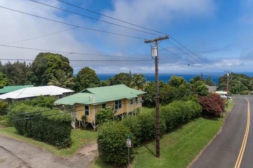 Hale Pikonia In Historic Honokaa Town Home