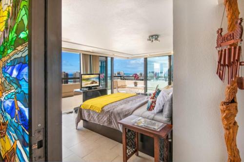 Hotel Executive Views Penthouse Floor Rare 3 Bedroom