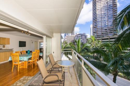 Apartamento Ilikai Tower 409 Condo - Steps From Ala Moana Beach Park!