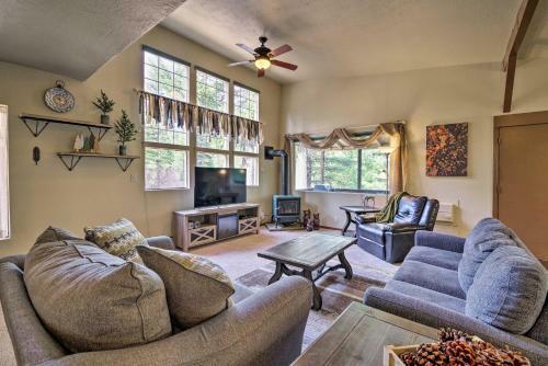 Private Cabin, 5-min Drive To Hot Springs And Golf!