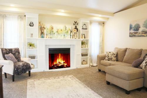 Luxury In Eagle Near Boise