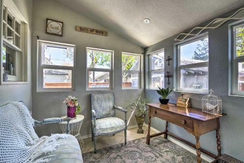 Cute Home In Downtown Nampa With Patio And Yard!