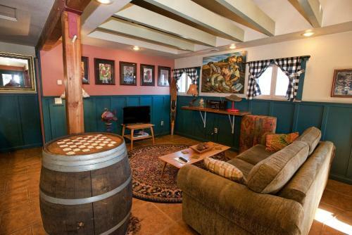 Cottage Inn By Casago Mccall - Donerightmanagement