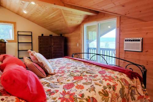 Bottle Bay Cabin