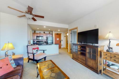 White Pine Luxury Resort Condo