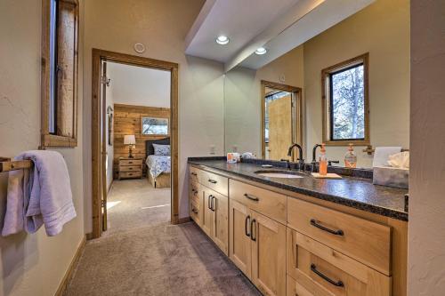 Serene Ski Retreat, 3 Mi To Sun Valley Resort