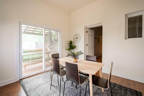 Apartamento 3br Unit Relaxing Patio In Trendy Logan Square