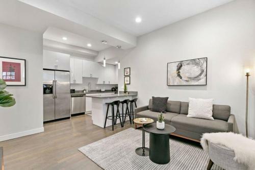 Apartamento 2br Walk To Shops, In-unit Laundry, Full Kitchen