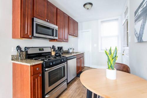 Apartamento Ew1 Aesthetically Vibrant 2br Apt At Lincoln Square