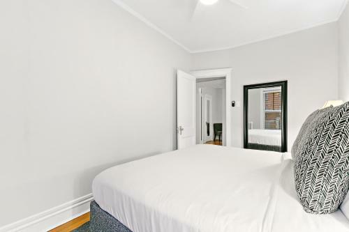 Apartamento Indulging 2-bedroom Condo Unit In Festive Boystown