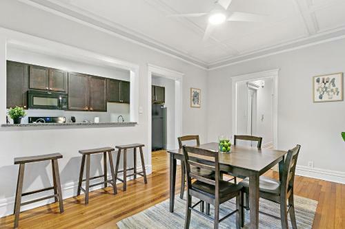 Apartamento Indulging 2-bedroom Condo Unit In Festive Boystown