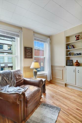 Downtown Galena Spacious Apartment Apts