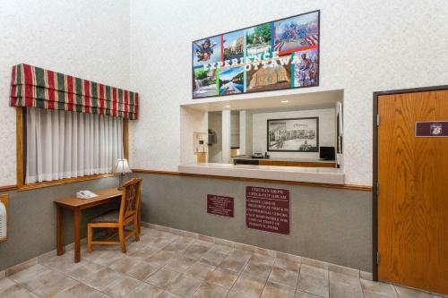 Hotel Super 8 By Wyndham Ottawa Starved Rock