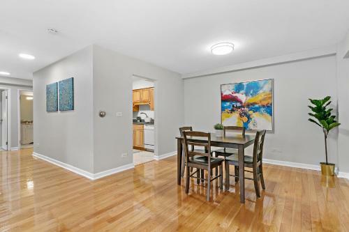 Apartamento 1br Staycation Getaway In Downtown Oak Park