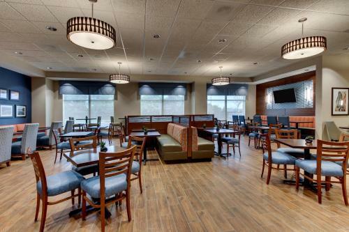 Hotel Drury Inn & Suites Lafayette In