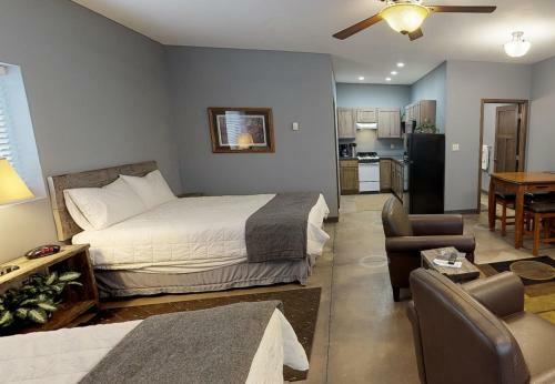 Hotel Beds N Sheds