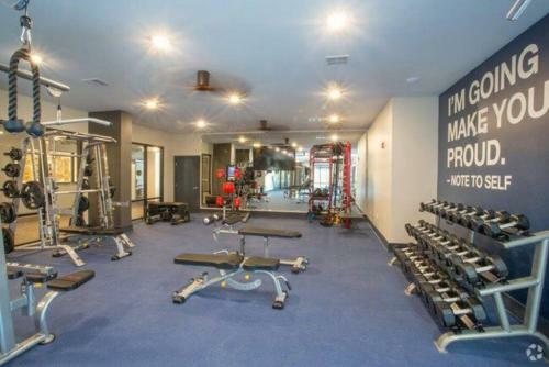 Apartamento Extended Stay Home - Luxury 1bdrm Overland Park