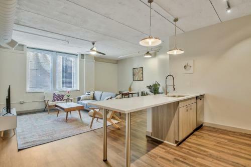 Apartamento Old Town Suite + Pool + Clubhouse
