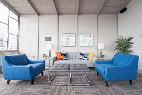 Apartamento Abode Vue At 3rd 1-bedroom Loft Style Suite