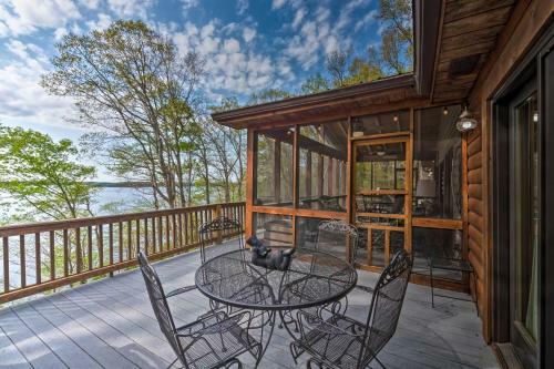 Blessing By The Lake Cabin On Barren River Lake!