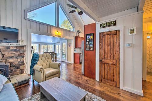 Casco Cabin On Thompson Lake With Fire Pit And Deck