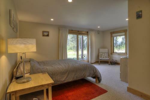 Lodges 17 By Morton & Furbish