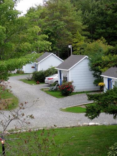 Hotel Isleview Motel & Cottages