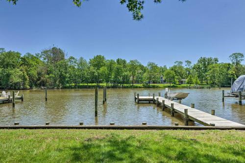 Waterfront Annapolis Home Fire Pit And Fishing Pier
