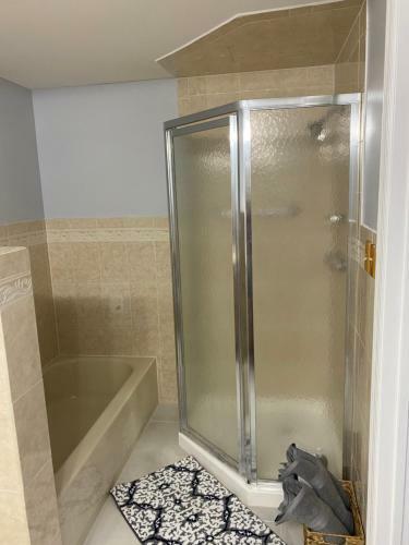 Patterson Park Lounge