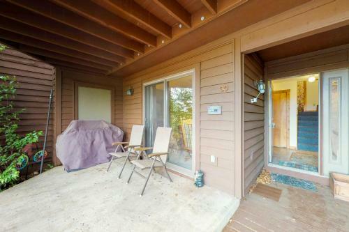 Bear's Den At Sunplace