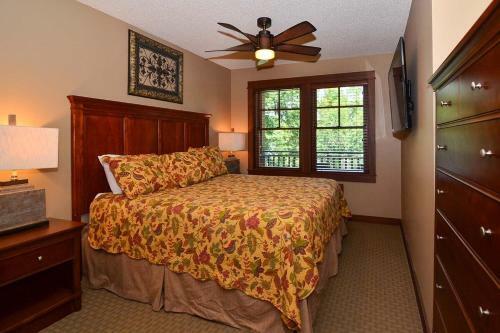 B204 - 1 Bedroom Lake View Suite At Lakefront Hotel