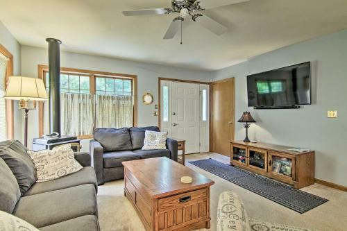 Ocean Pines Family Home With Deck 8 Mi To Beach