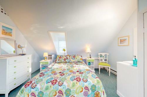 Sea Coast Cottage