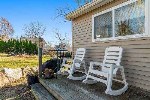 Riverview Cottage