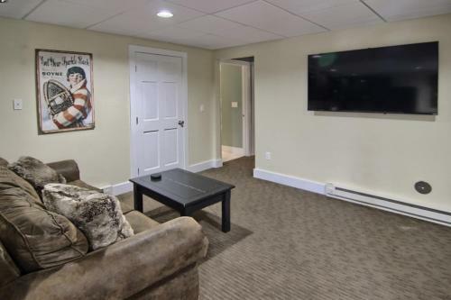 691 Disciples Village Condo