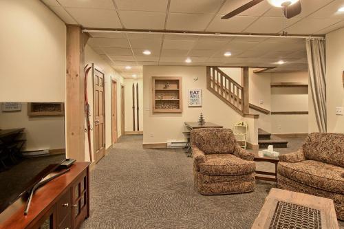 662 Disciples Village Condo