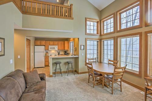 Boyne Falls Townhome With Forest Views-walk To Lifts!