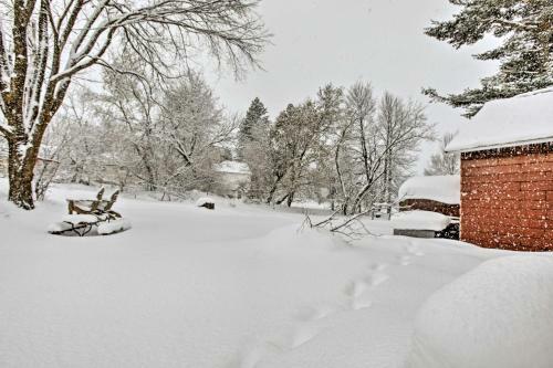 Downtown Bessemer House Near Skiing And Snowmobiling
