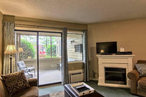 109 Pointes North Inn