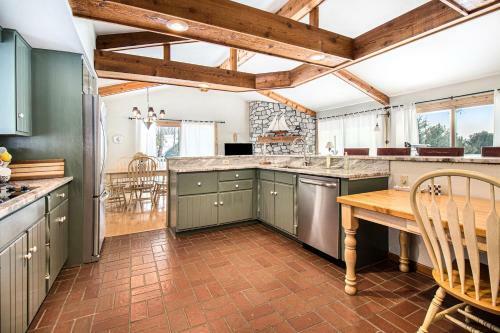 Birchwood: Enchanting Lake Michigan View