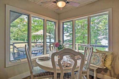Lakefront Grand Haven House With Deck And Water Toys!