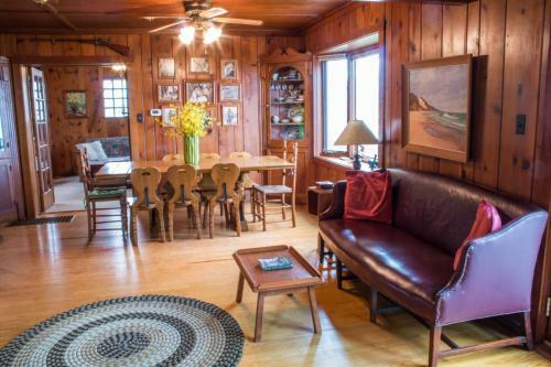 The Pelton House