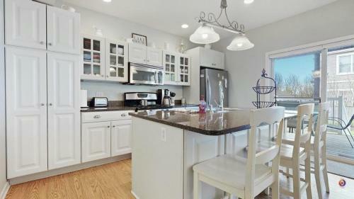Simply South Haven!!! Steps From Downtown And 3 Blocks To South Beach