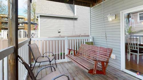 Simply South Haven!!! Steps From Downtown And 3 Blocks To South Beach