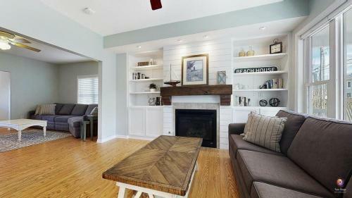 Simply South Haven!!! Steps From Downtown And 3 Blocks To South Beach