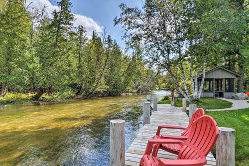 Riverfront Traverse City Cabin With Kayaks And Fire Pit